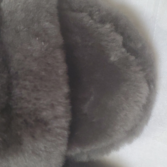 Ugg Women's  Fluff Yeah Slide Slippers - Picture 6 of 8